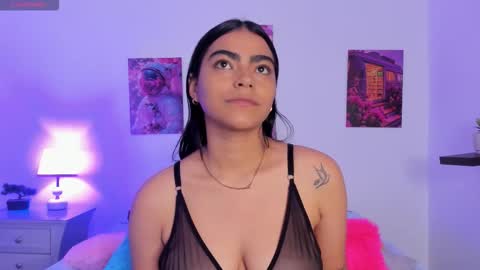 shizuka 11  online show from 11-21-25, 11:20