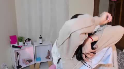  kendal  online show from 03-10-25, 02:16