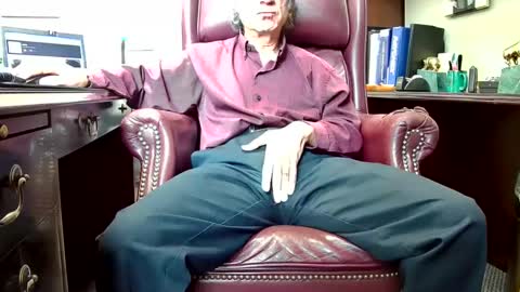 Snapshot of shootme69 chatting on 01-17-25, 05:08 nikolas send dm for an appointment online show from 01-17-25, 05:08