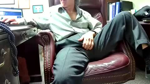 Snapshot of shootme69 chatting on 02-12-25, 10:15 nikolas send dm for an appointment online show from 02-12-25, 10:15