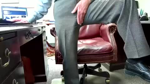 Snapshot of shootme69 chatting on 02-20-25, 07:52 nikolas send dm for an appointment online show from 02-20-25, 07:52