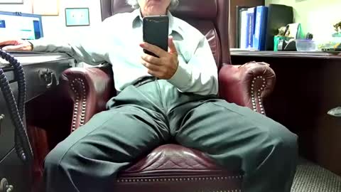 Snapshot of shootme69 chatting on 02-25-25, 07:36 nikolas send dm for an appointment online show from 02-25-25, 07:36