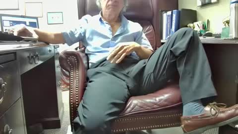 Snapshot of shootme69 chatting on 09-11-25, 01:22 nikolas send dm for an appointment online show from 09-11-25, 01:22