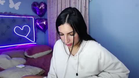 Snapshot of shopiaa_m chatting on 03-05-25, 06:44 Sophia ONLYFANS  online show from 03-05-25, 06:44