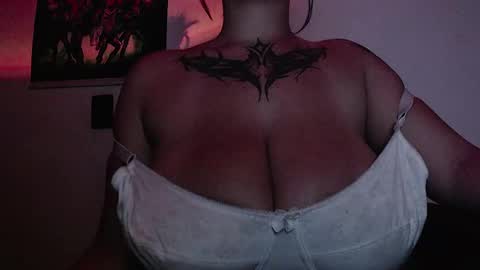 Snapshot of shopie_hank chatting on 01-25-25, 02:26 Shopie Hank  online show from 01-25-25, 02:26