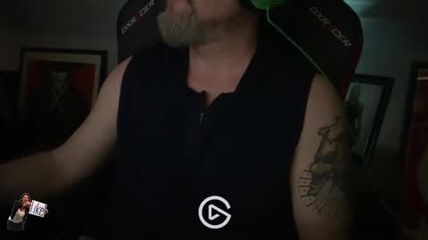 Snapshot of shotcaller411 chatting on 02-09-25, 05:08 shotcaller411 online show from 02-09-25, 05:08