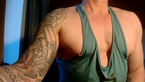 Snapshot of show_on_for_you chatting on 02-04-26, 03:40 show_on_for_you online show from 02-04-26, 03:40