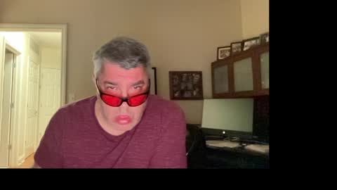 Chicago Guy online show from 04-01-26, 03:18