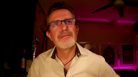 shrewtamer online show from 09-10-25, 04:56