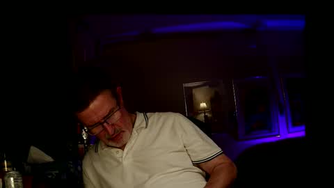 shrewtamer online show from 10-11-25, 02:55