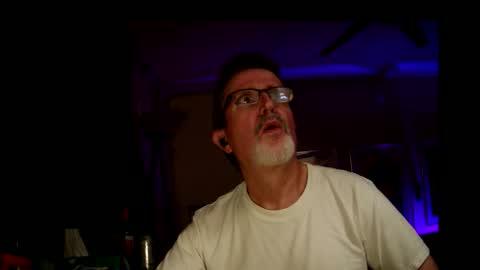 shrewtamer online show from 10-21-25, 05:08