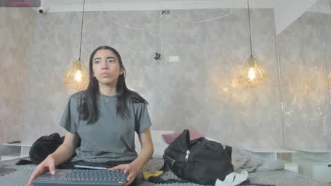 ZUMY ANGELS online show from 11-27-25, 04:25