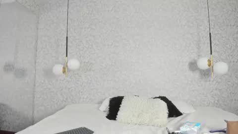 ZUMY ANGELS online show from 12-19-25, 12:12