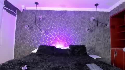 ZUMY ANGELS online show from 12-22-25, 10:51