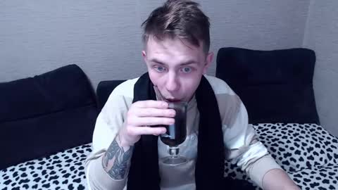 Snapshot of shur1ken0 chatting on 12-05-24, 02:22 Shurik online show from 12-05-24, 02:22