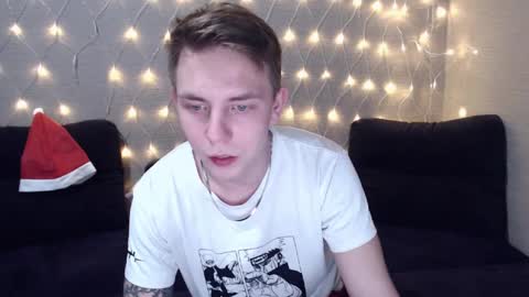 Snapshot of shur1ken0 chatting on 12-25-24, 12:37 Shurik online show from 12-25-24, 12:37