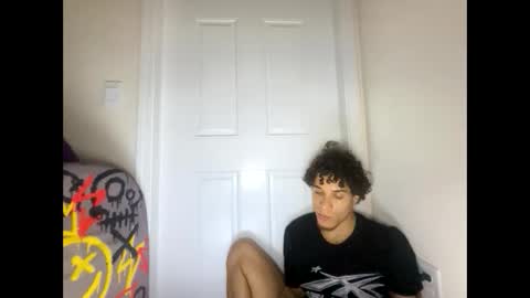 Snapshot of shurthingxx chatting on 02-18-25, 07:32 shurthingxx online show from 02-18-25, 07:32