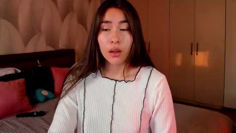 Mika online show from 12-01-25, 03:00