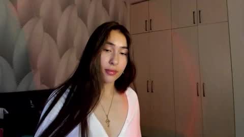 Mika online show from 12-05-25, 03:48