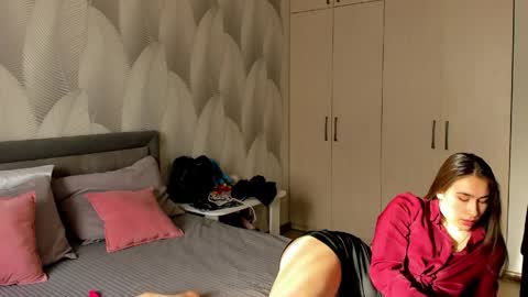 Mika online show from 04-05-26, 02:20