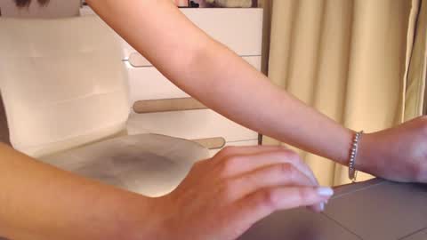 Snapshot of shy_milena chatting on 02-06-25, 04:25 Milena online show from 02-06-25, 04:25