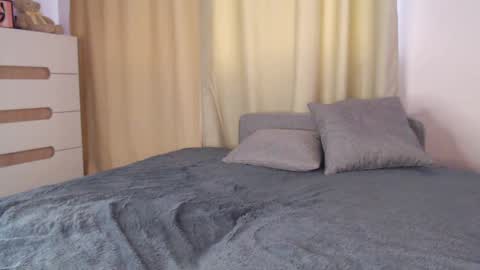 Snapshot of shy_milena chatting on 03-06-25, 07:36 Milena online show from 03-06-25, 07:36