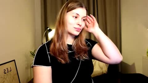 shy_nerd_babyy online show from 01-02-25, 04:46