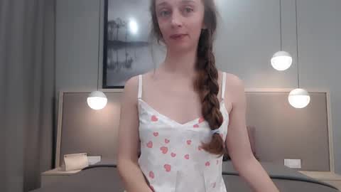 shy_schoolgirl_ online show from 11-15-25, 03:30