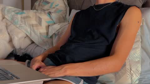 Snapshot of shydude666 chatting on 03-05-25, 09:59 shydude666 online show from 03-05-25, 09:59