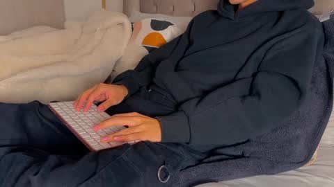 Snapshot of shydude666 chatting on 12-03-25, 10:41 shydude666 online show from 12-03-25, 10:41