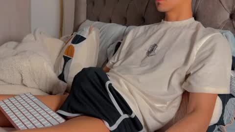 Snapshot of shydude666 chatting on 02-07-26, 11:08 shydude666 online show from 02-07-26, 11:08