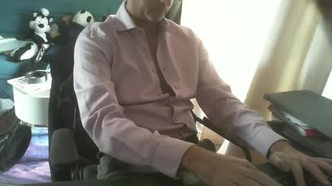 shyfrenchcock online show from 11-12-25, 09:53