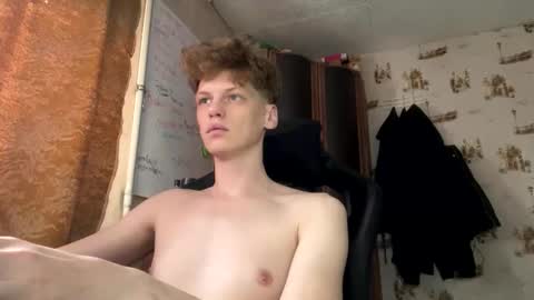 Snapshot of shyredstar chatting on 12-14-25, 07:36 Tom and Betty online show from 12-14-25, 07:36