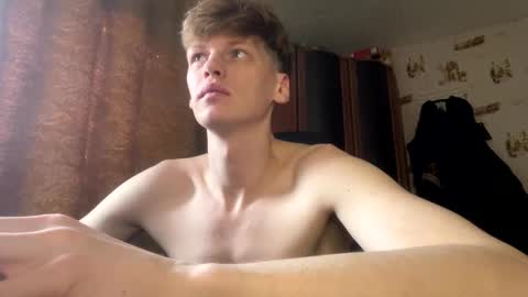 Snapshot of shyredstar chatting on 12-17-25, 09:04 Tom and Betty online show from 12-17-25, 09:04