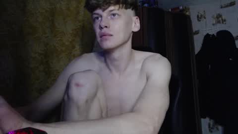 Snapshot of shyredstar chatting on 12-23-25, 03:59 Tom and Betty online show from 12-23-25, 03:59