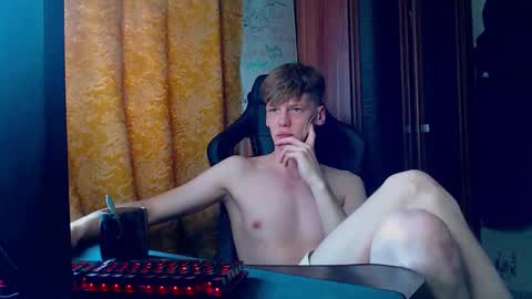 Snapshot of shyredstar chatting on 02-03-26, 06:40 Tom and Betty online show from 02-03-26, 06:40