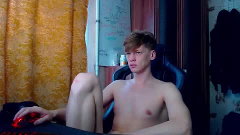 Snapshot of shyredstar chatting on 02-22-26, 05:08 Tom and Betty online show from 02-22-26, 05:08