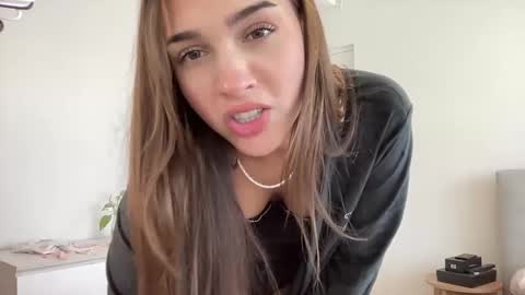 Sasha online show from 12-28-24, 01:29