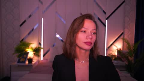 shyysiren online show from 12-23-25, 08:45