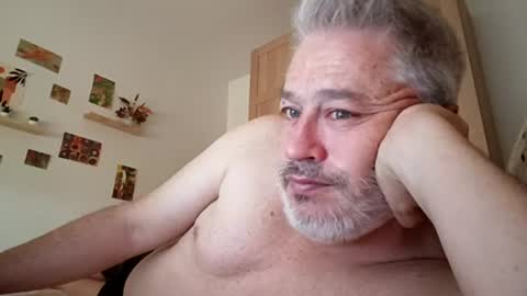 Snapshot of sibemolx chatting on 07-22-26, 06:27 sibemolx online show from 07-22-26, 06:27