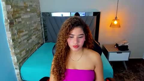 S I E N N A  online show from 11-08-25, 12:05