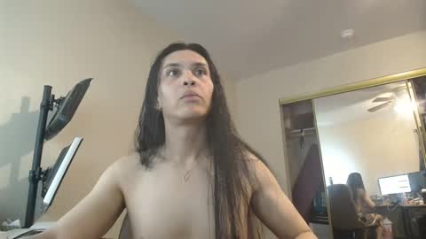 Snapshot of siennalilbunnykate chatting on 12-12-24, 07:08 Nicole Zelaya Ferrati  Niky Ferrati online show from 12-12-24, 07:08