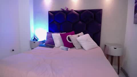 siennaluxee online show from 01-06-26, 03:32