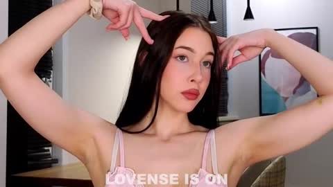 Eva  online show from 02-11-26, 11:04