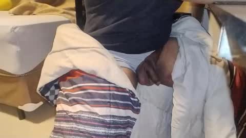 Tsuki online show from 12-23-25, 04:10