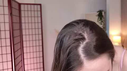 Lily online show from 11-25-25, 09:15