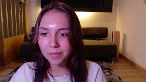 You fav Miss Si online show from 10-25-25, 08:22