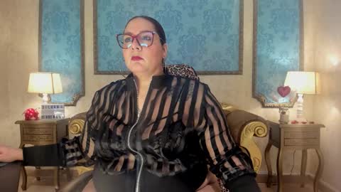 Snapshot of silvanabombshell chatting on 02-13-26, 12:12 SilvanaBombshel online show from 02-13-26, 12:12