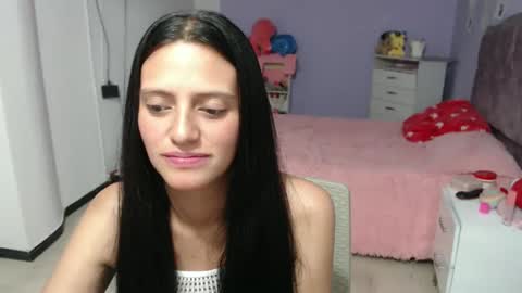 Snapshot of silvanaroberts_ chatting on 01-30-25, 07:07  Rouse  online show from 01-30-25, 07:07