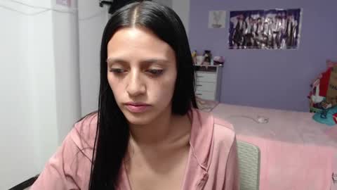 Snapshot of silvanaroberts_ chatting on 02-28-25, 12:10  Rouse  online show from 02-28-25, 12:10